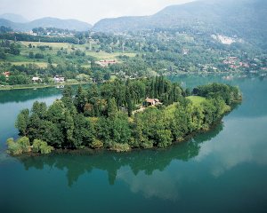 isola dei cipressi1