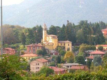 Borgo di Longone al Segrino